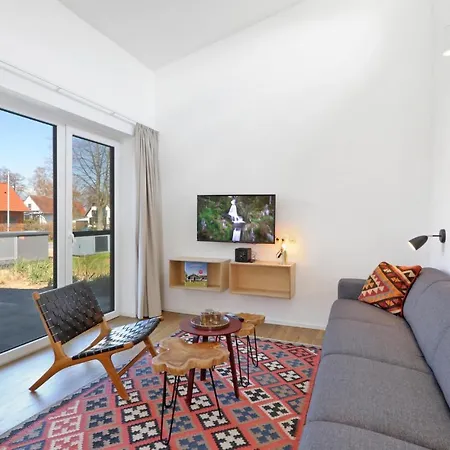 2 Bedroom Beautiful In Lembruch-duemmer *