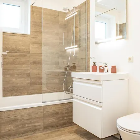 2 Bedroom Beautiful In Lembruch-duemmer *